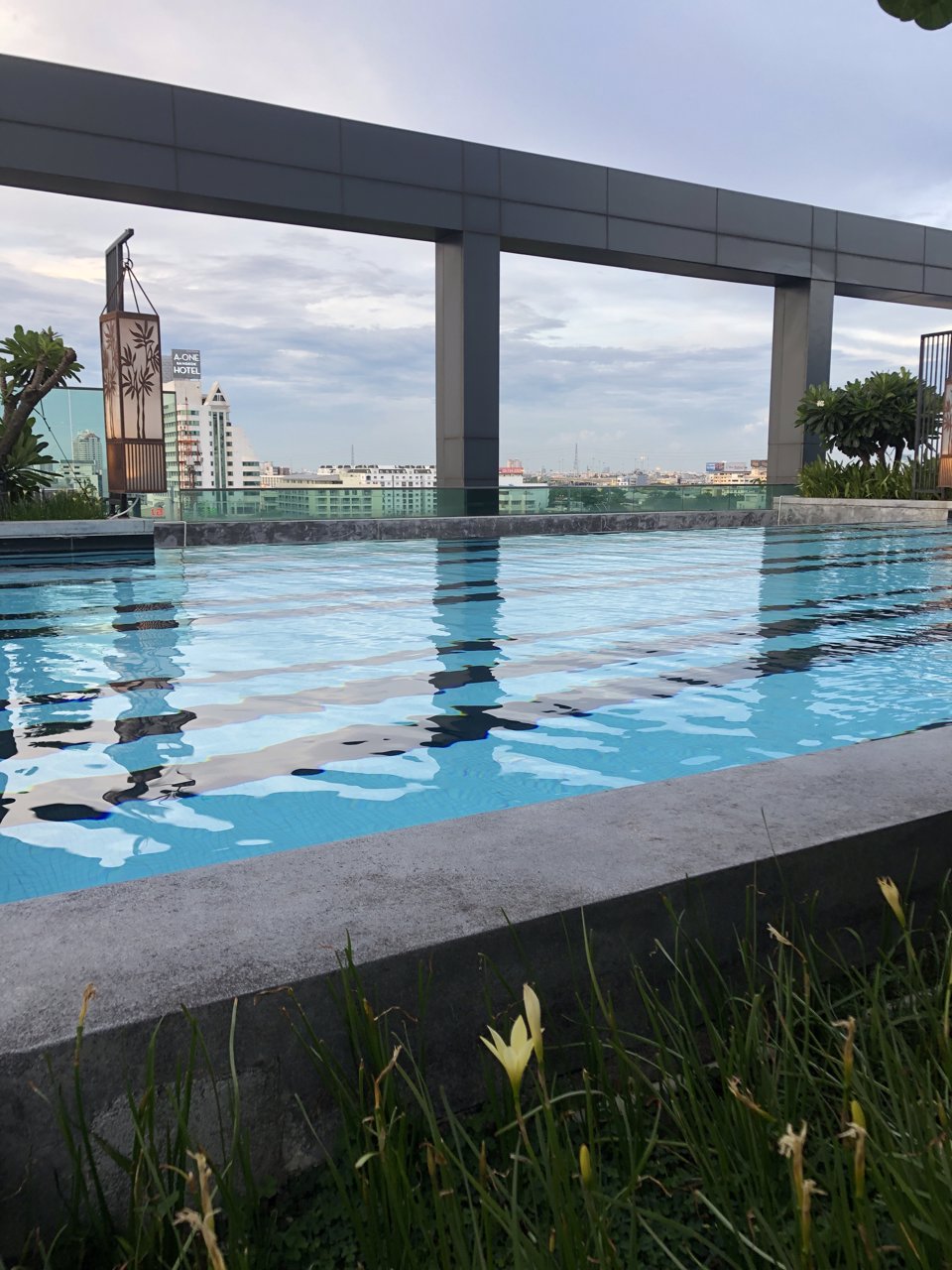 ขายคอนโด-ทรู-ทองหล่อ