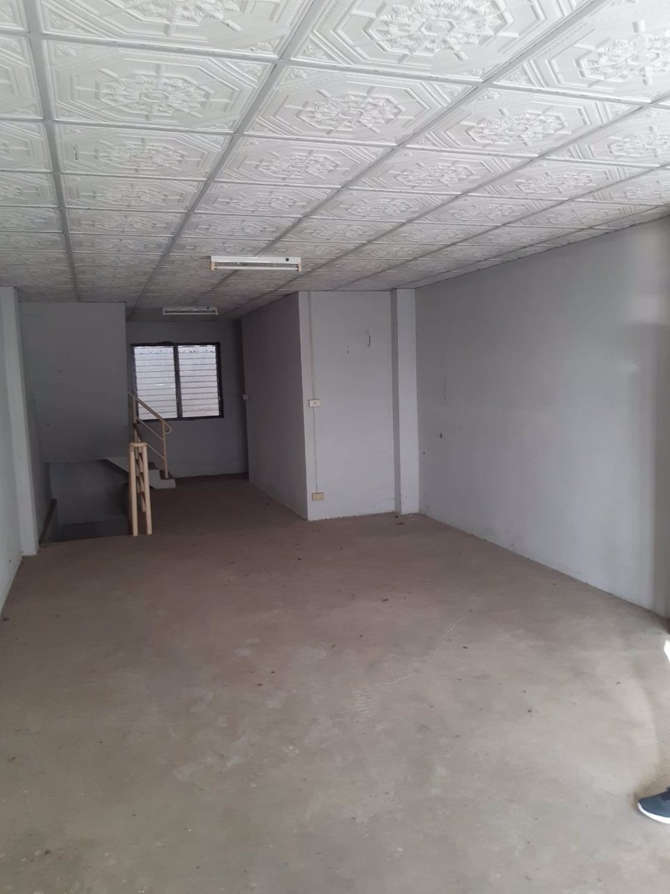 ให้เช่าอาคารพาณิชย์-มี-6-คูหาติดกัน-ถนนอรุณประเสริฐ-โซนในเมืองอประทาย-จนครราชสีมา