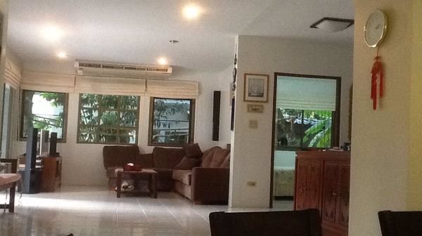 ขายด่วน-บ้าน-3-ห้องนอน-ติดทะเล-ลดราคาจาก-125-ลบ-เหลือเพียง-10-ลบ-เท่านั้น-