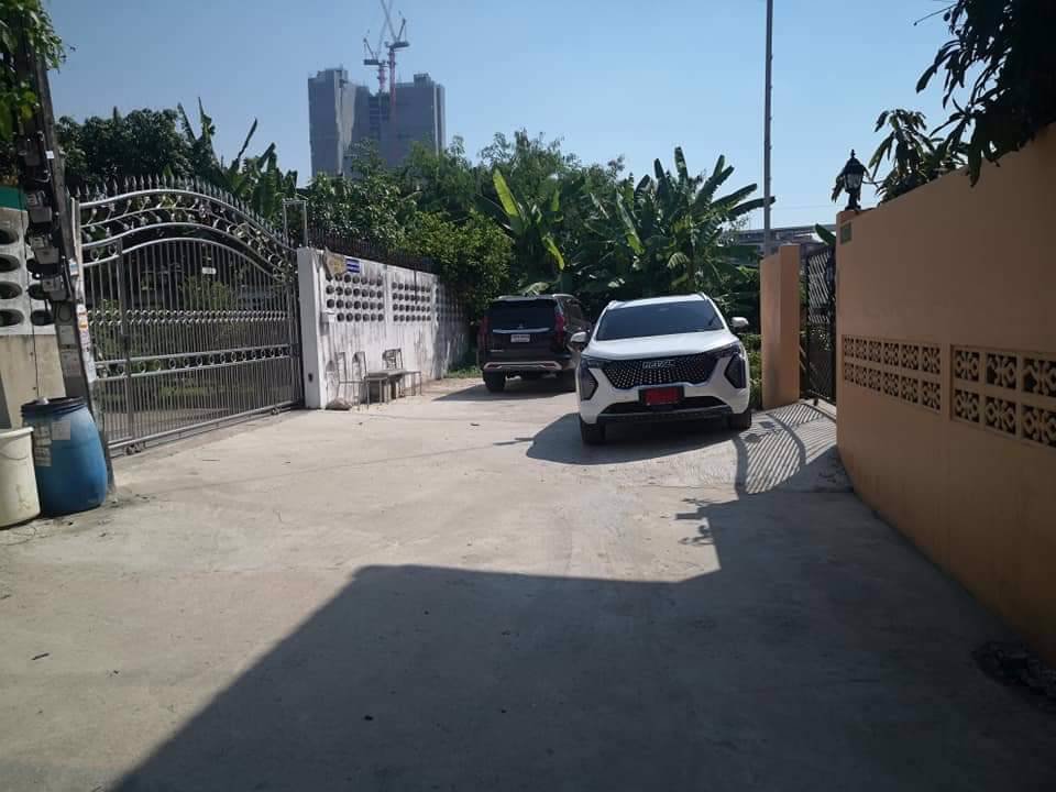 lmpt007-ที่ดินว่างเปล่า-ด้านหน้าติดถนนซอยลาซาล-52-แยก-1-ถนนสุขุมวิท105