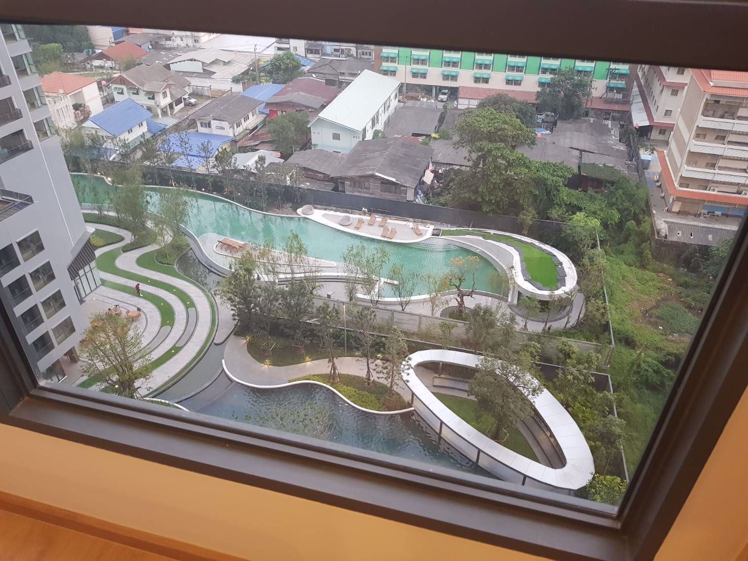 ให้เช่าคอนโด-ideo-o2-ชั้น12a-ตึก-c-วิวสระ-ใกล้-bts-บางนา-fully-furnished