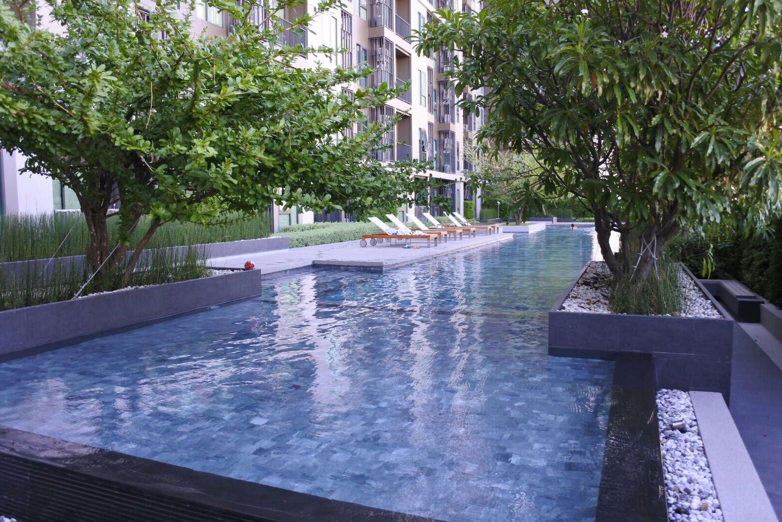 ให้เช่าคอนโด-centric-huay-khwang-station-ชั้น-17-พร้อมเข้าอยู่-ใกล้mrt-ห้วยขวาง