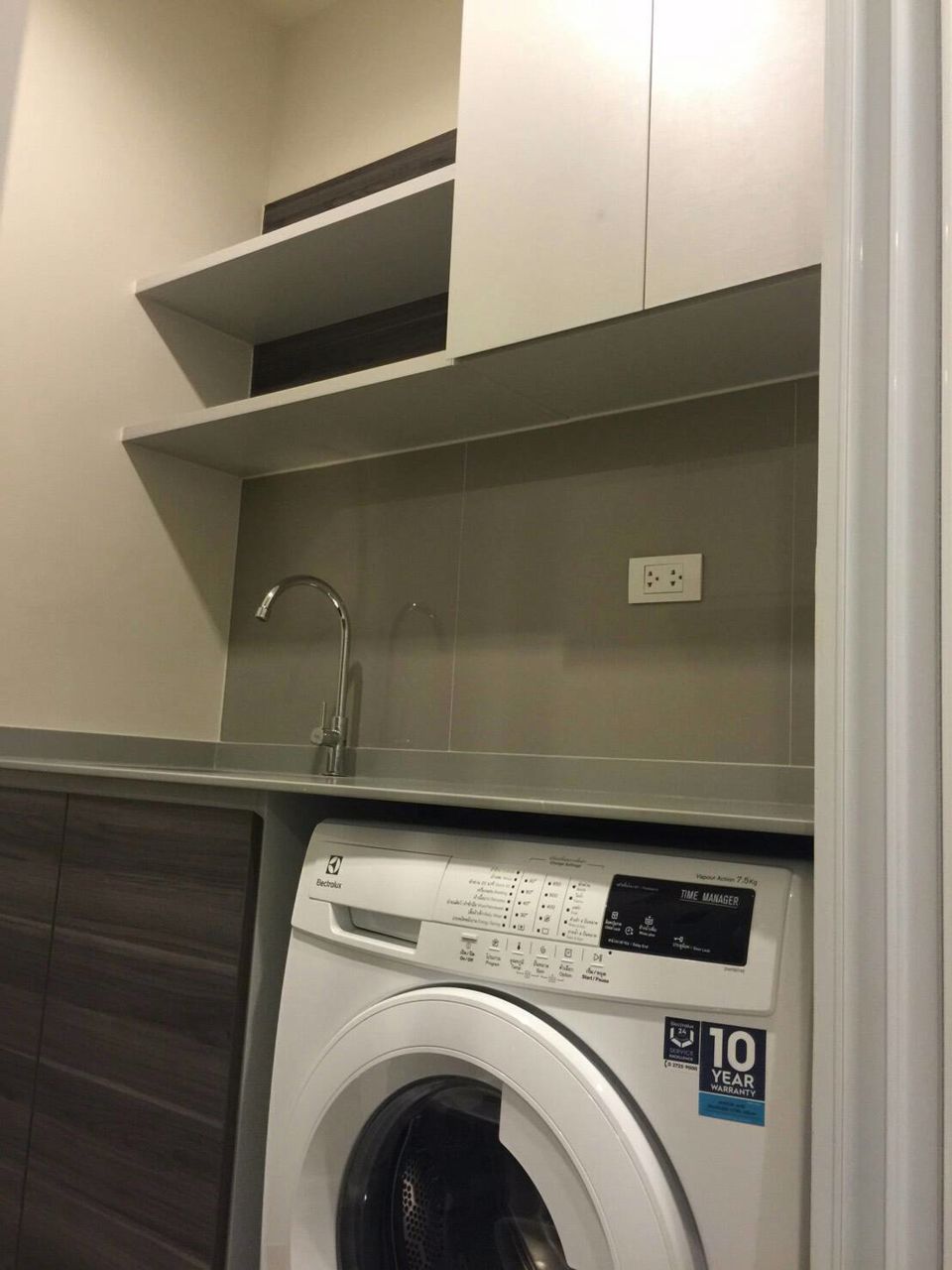 ให้เช่าคอนโด-centric-huay-khwang-station-ชั้น-17-พร้อมเข้าอยู่-ใกล้mrt-ห้วยขวาง