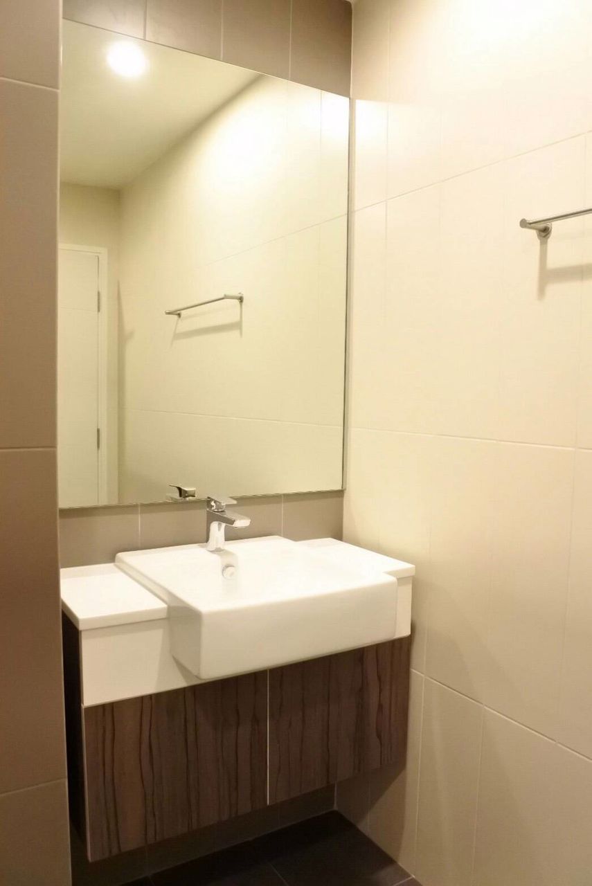 ให้เช่าคอนโด-centric-huay-khwang-station-ชั้น-17-พร้อมเข้าอยู่-ใกล้mrt-ห้วยขวาง