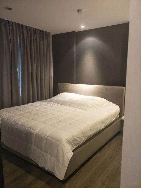 ให้เช่าคอนโด-the-room-sukhumvit-40-ชั้น-8-วิวสระ-ใกล้bts-เอกมัย-fully-furnished