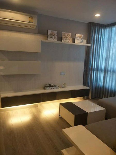 ให้เช่าคอนโด-the-room-sukhumvit-40-ชั้น-8-วิวสระ-ใกล้bts-เอกมัย-fully-furnished