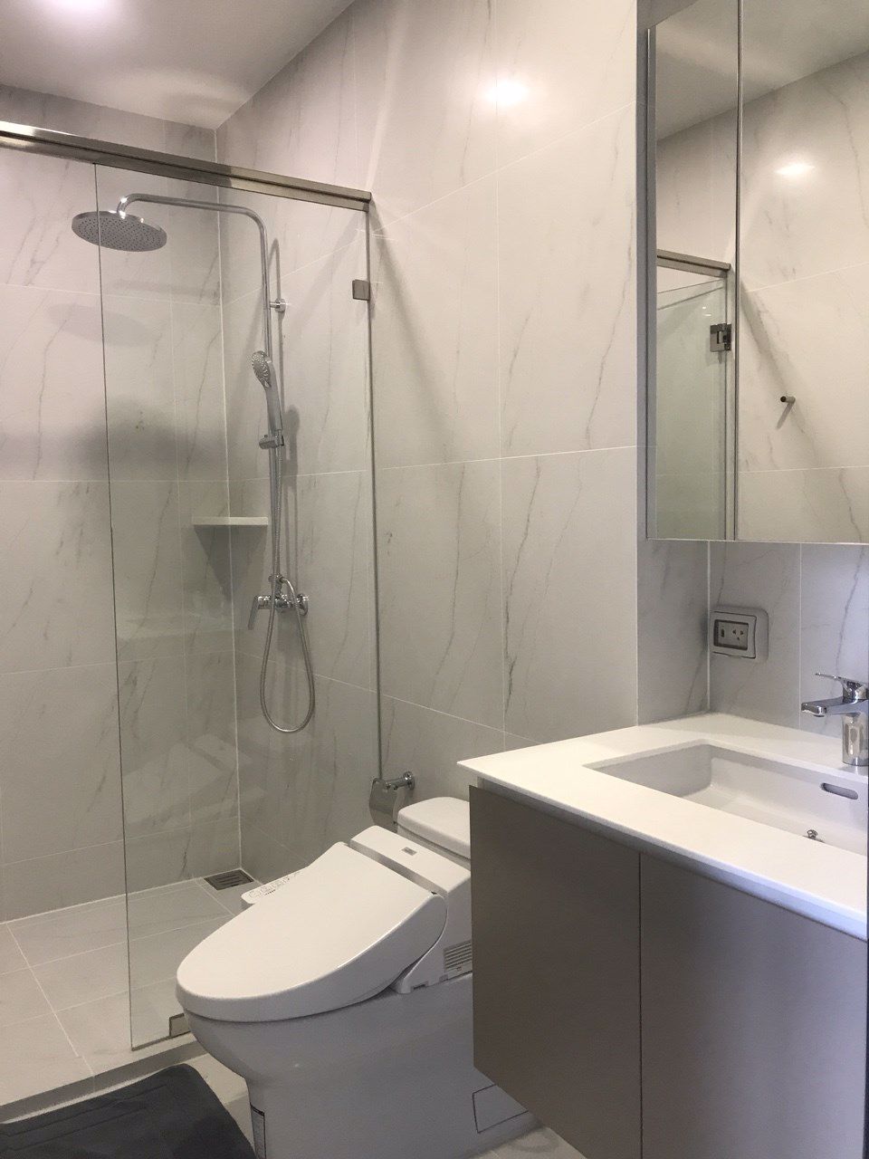 ให้เช่าห้อง-loft-duplex-คอนโด-chewathai-residence-asoke-ชั้น-16-ใกล้mrt-พระราม-9