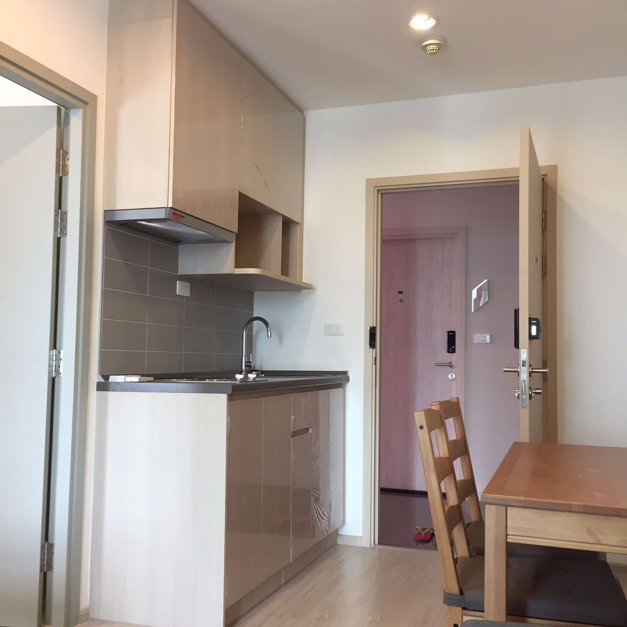 hot-price-ให้เช่าคอนโด-ideo-mobi-วงศ์สว่าง-อินเตอร์เชนจ์-1ห้องนอน-ชั้น-24-ติดmrtบางซ่อน