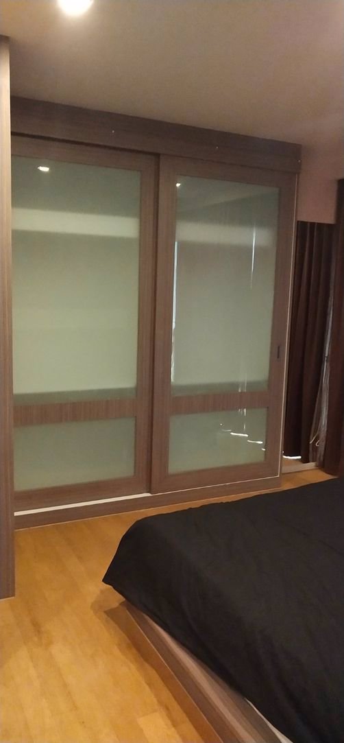 for-rent-noble-solo-thonglor-14th-floor-pool-view-near-bts-thong-lo