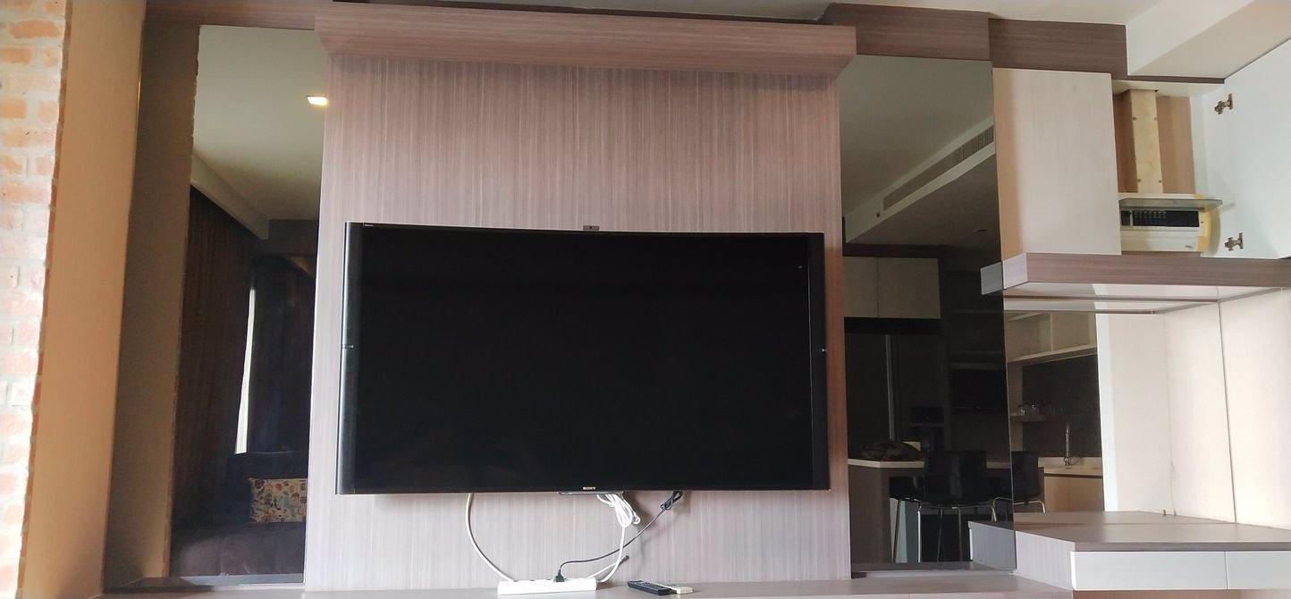 for-rent-noble-solo-thonglor-14th-floor-pool-view-near-bts-thong-lo