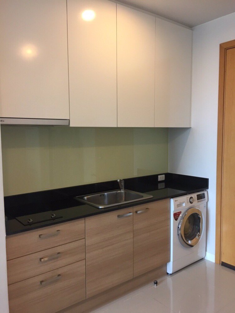 ให้เช่าคอนโด-circle-condominium-ชั้น-22-ใกล้-mrt-เพชรบุรี-fully-furnished