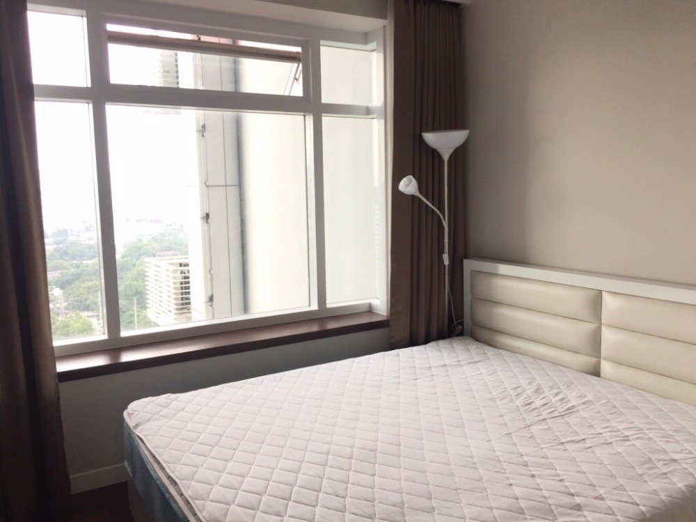 ให้เช่าคอนโด-circle-condominium-ชั้น-22-ใกล้-mrt-เพชรบุรี-fully-furnished