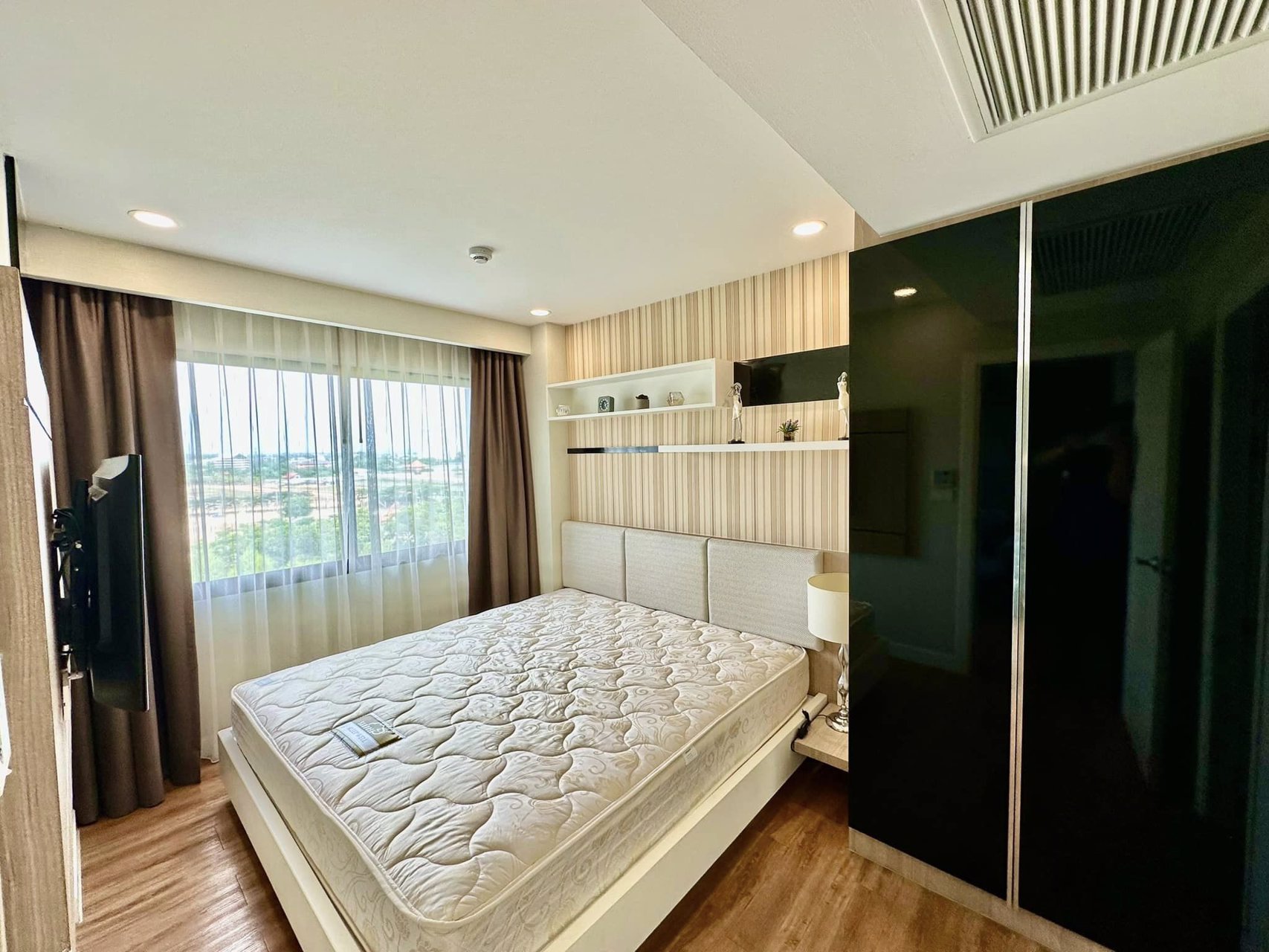 ขายด่วน-คอนโด-ดุสิต-แกรนด์-พาร์ค-คอนโดหรู-พัทยา-เป็นคอนโดแต่งครบพร้อมเข้าอยู่