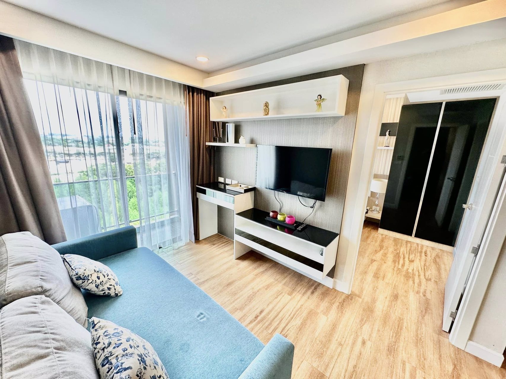 ขายด่วน-คอนโด-ดุสิต-แกรนด์-พาร์ค-คอนโดหรู-พัทยา-เป็นคอนโดแต่งครบพร้อมเข้าอยู่