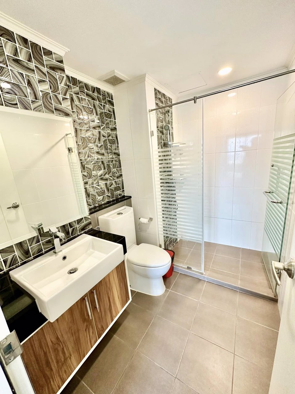 ขายด่วน-คอนโด-ดุสิต-แกรนด์-พาร์ค-คอนโดหรู-พัทยา-เป็นคอนโดแต่งครบพร้อมเข้าอยู่