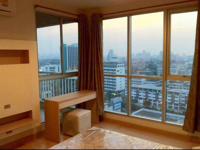 เช่าด่วน-18000-คอนโด-ริทึ่ม-รัชดา-ใกล้-mrt-รัชดาภิเษก