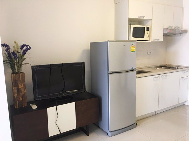 ด่วนให้เช่า-18000-คอนโด-เดอะ-โคลเวอร์-ทองหล่อ-ใกล้-bts-ทองหล่อ