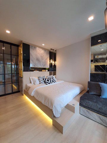 ให้เช่า-24000-คอนโด-ไลฟ์-วัน-ไวร์เลส-ใกล้-bts-เพลินจิต-ติดท่าเรือวิทยุ