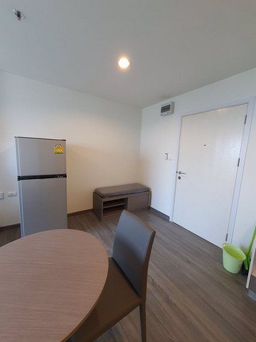 ด่วนให้เช่า-คอนโด-9900-เดอะ-ทรัสต์-แอท-bts-เอราวัณ-ห้องสะอาด-พร้อมเข้าอยู่