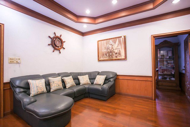 ด่วน-ขาย-บ้านเดี่ยว-16-ล้านบาท-หมู่บ้าน-พนาสนธ์-2-ชั้น-บ้านหลังใหญ่-สวยงาม-น่าอยู่