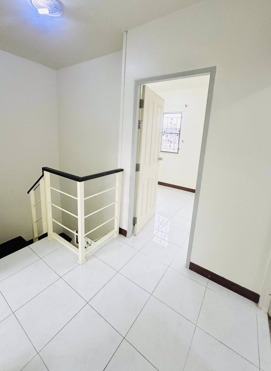 ขายถูก-หมู่บ้านพฤกษา-52-2-ถนนเมน-ติดสวน