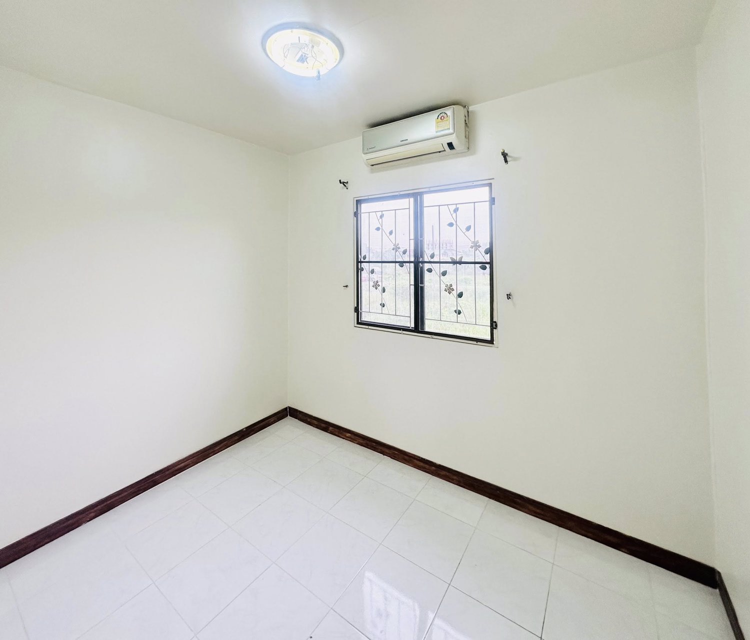 ขายถูก-หมู่บ้านพฤกษา-52-2-ถนนเมน-ติดสวน