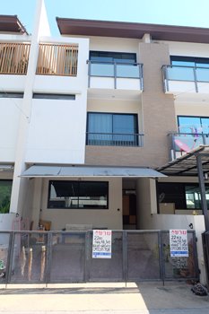 ขาย-ทาวน์โฮม-3-ชั้น-22-ตรวา-มไพรเวท-เนอวานา-ไลฟ์-ลาดพร้าว-71-พร้อมเฟอร์ฯและเครื่องใช้ไฟฟ้า