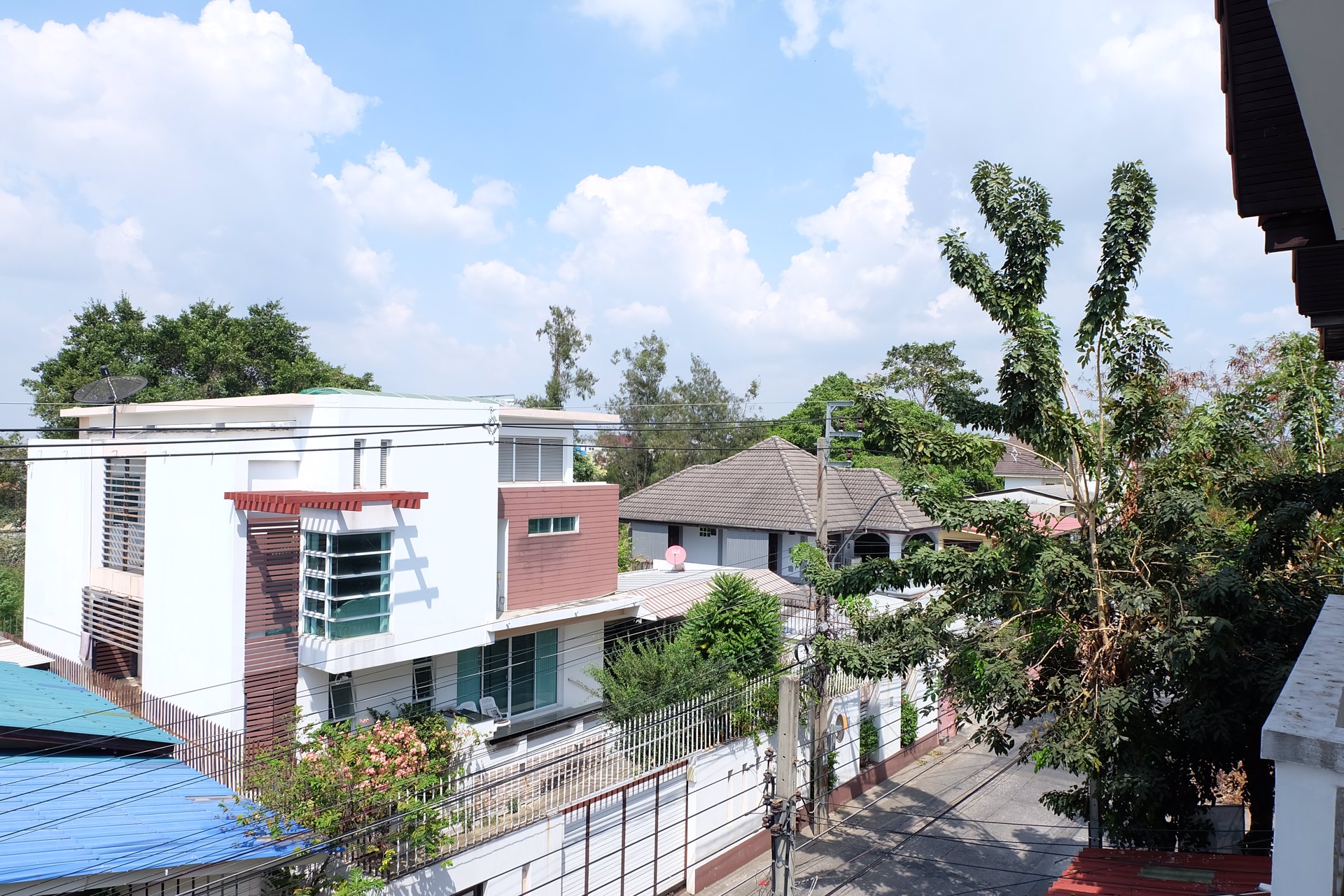 ขาย-ทาวน์เฮ้าส์-3-ชั้น-ซอยพหลโยธิน-56-ขนาด-23-ตรวา-ใกล้-bts-สายสีเขียว-สถานีแยก-คปอ-สถานีคูคต