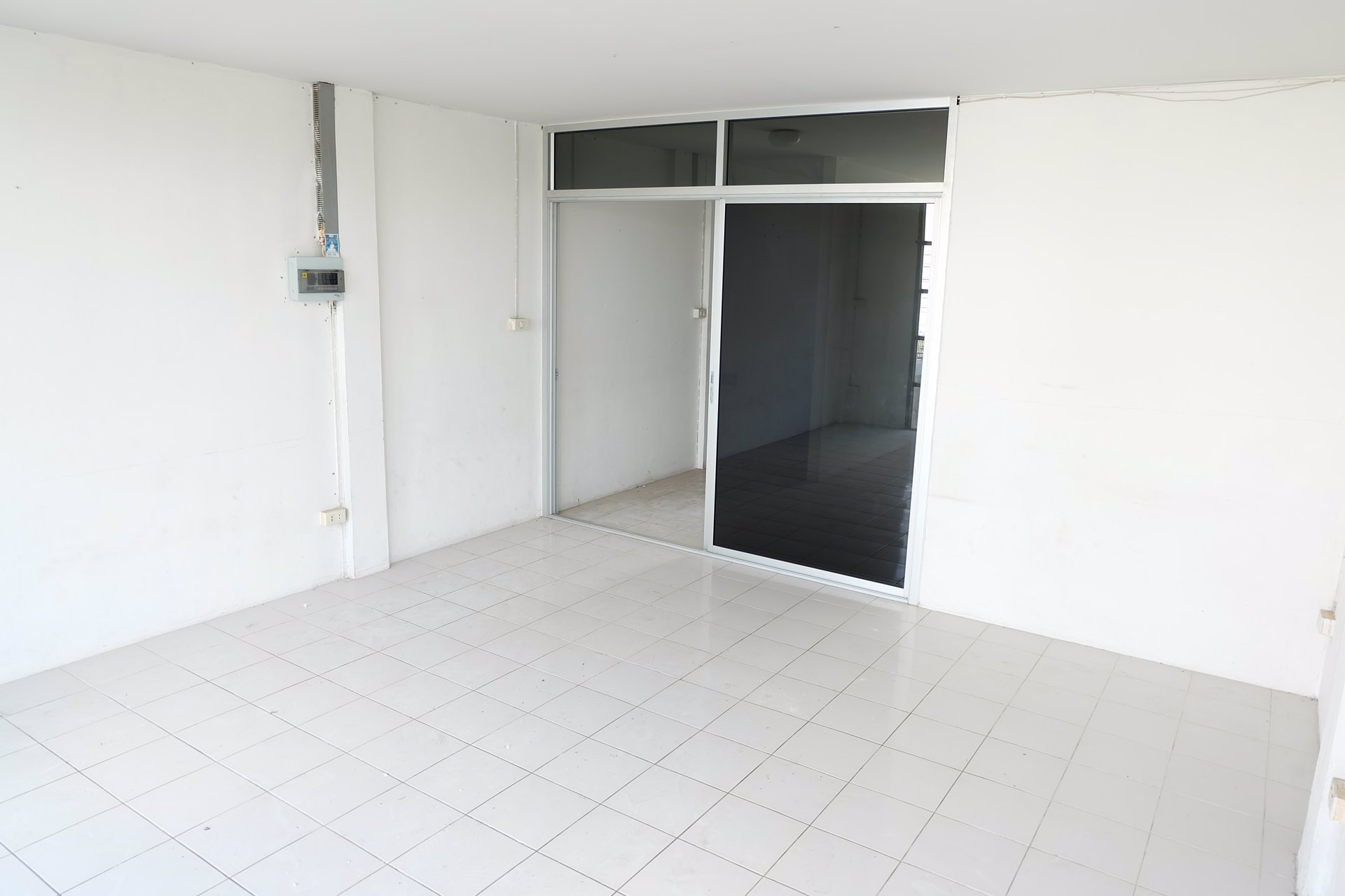 ขาย-ทาวน์เฮ้าส์-3-ชั้น-ซอยพหลโยธิน-56-ขนาด-23-ตรวา-ใกล้-bts-สายสีเขียว-สถานีแยก-คปอ-สถานีคูคต