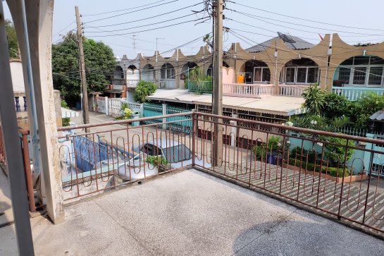 ขาย-ทาวน์เฮ้าส์-2-ชั้น-35-ตรวา-ถนนลาดพร้าว-ซลาดพร้าว-43-แยก-6-4-เขตห้วยขวาง-ใกล้-bts-สายสีเหลือง