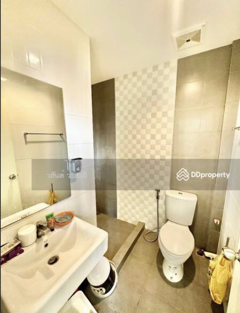 ให้เช่า-หมู่บ้าน-เรซิโอ-โฮม-วงแหวน-รามอินทรา-เลียบทางด่วนรามอินทรา-ท่าแร้ง