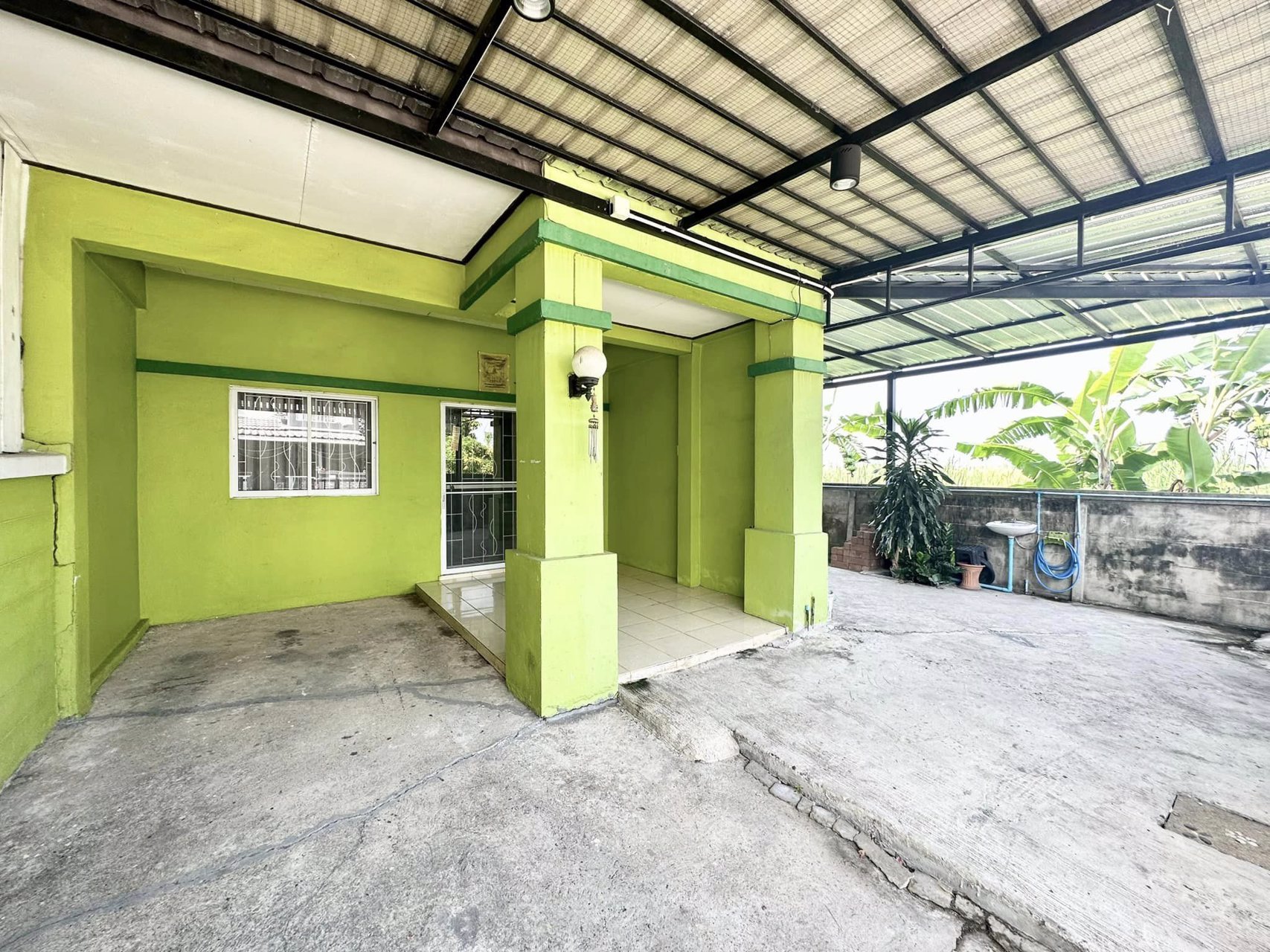 ขายด่วน-ขายถูก-ทาวน์เฮ้าส์2ชั้น-หลังริม-พื้นที่เยอะ-452-ตรว