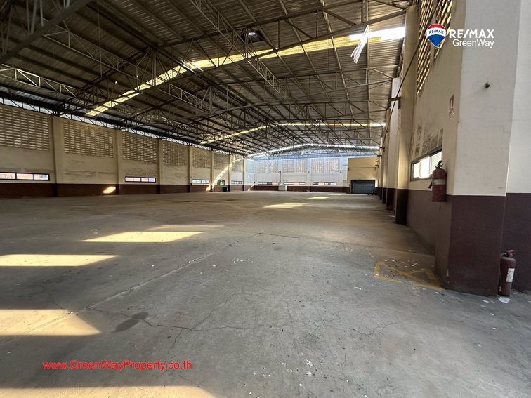 ขายที่ดิน-42-3-35-ไร่-พร้อมโรงงานและอาคารสำนักงาน-ริมถนนสุขุมวิท-หน้านิคมอุตสาหกรรมบางปู