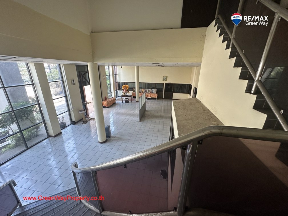 ขายที่ดิน-42-3-35-ไร่-พร้อมโรงงานและอาคารสำนักงาน-ริมถนนสุขุมวิท-หน้านิคมอุตสาหกรรมบางปู