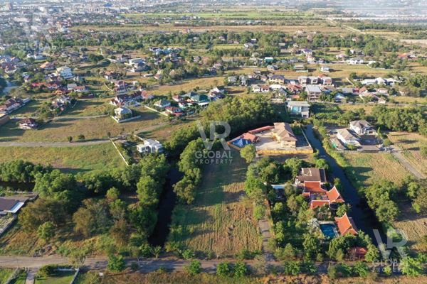 ขายที่ดินรังสิต-ในหมู่บ้านกฤษดานคร-19-ขนาด-397-ตรว-ร่มรื่น