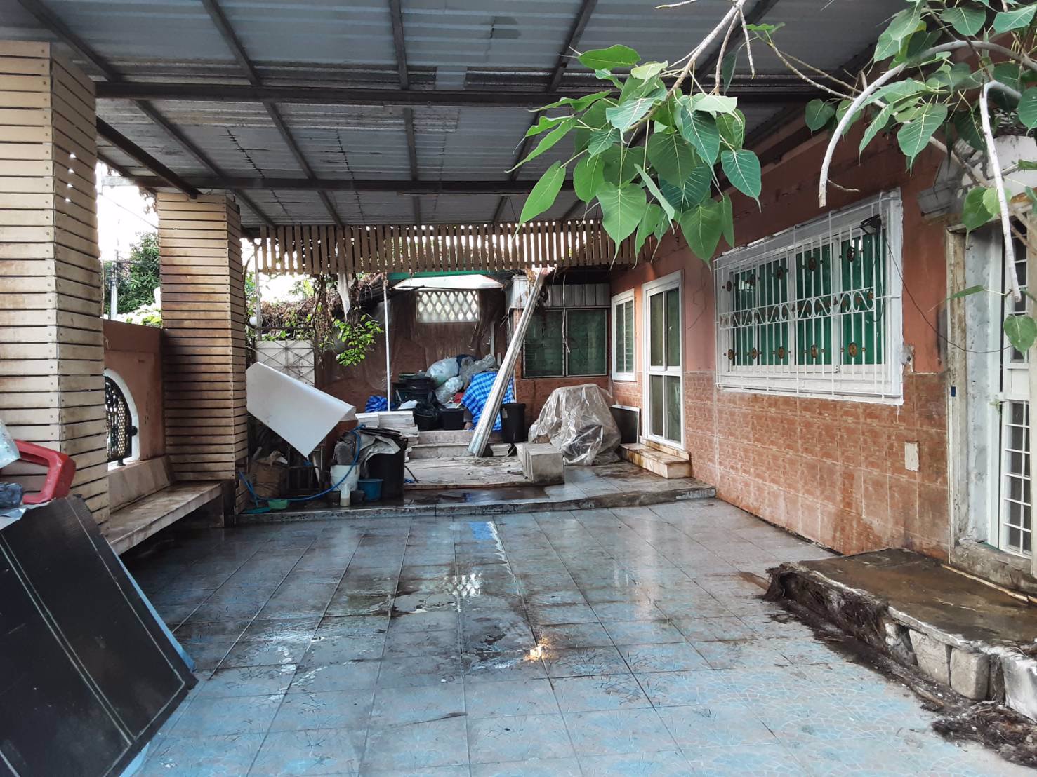 ขายบ้านเดี่ยว-2-ชั้น-ห้องมุม-หมู่บ้านน้ำไม่ท่วม-ถนนพระราม2