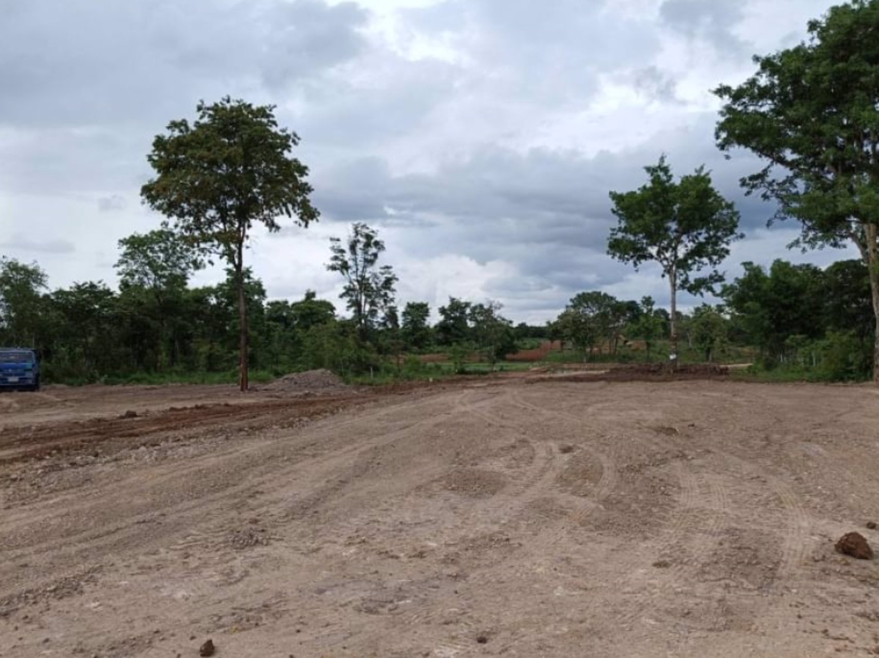 ขายที่ดิน21ไร่-ยกแปลง25ล้านบาท-ทางบ้านนาลาดควายไปดอนยาง