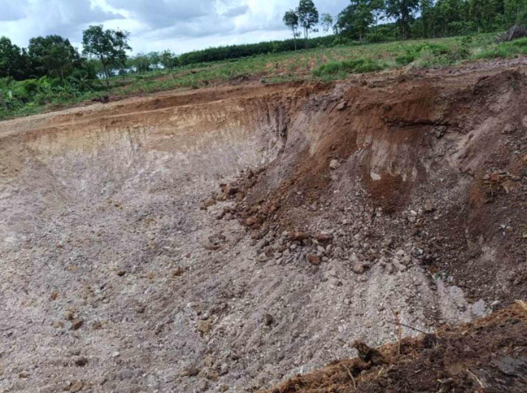 ขายที่ดิน21ไร่-ยกแปลง25ล้านบาท-ทางบ้านนาลาดควายไปดอนยาง