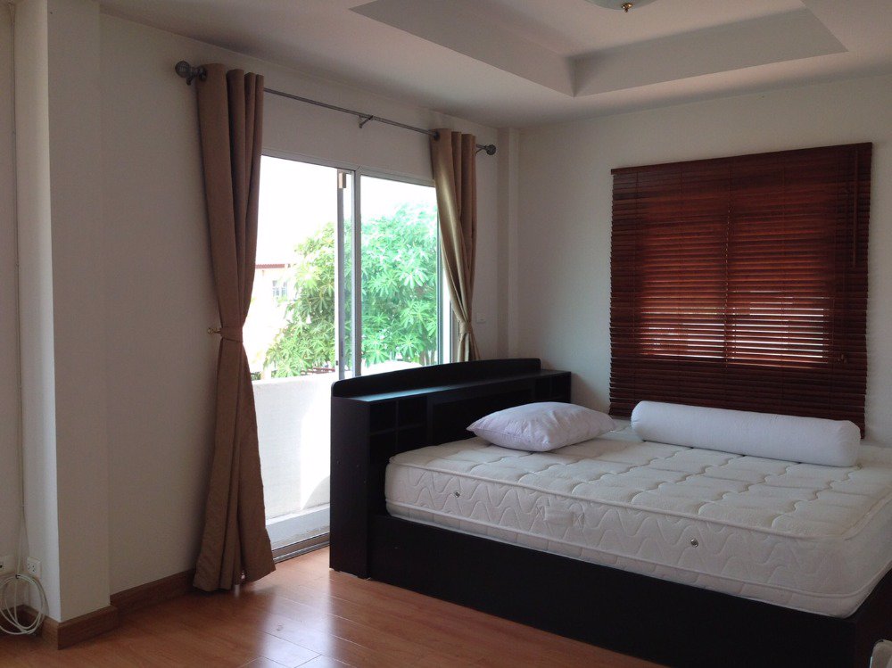 เช่าบ้านเดี่ยว-มชวนชื่น-กรีนพาร์ค-50-ตรว-คู้บอน-รามอินทรา-65-3-นอน-3-น้ำ-3-จอดรถ-พร้อมเฟอร์นิเจอร