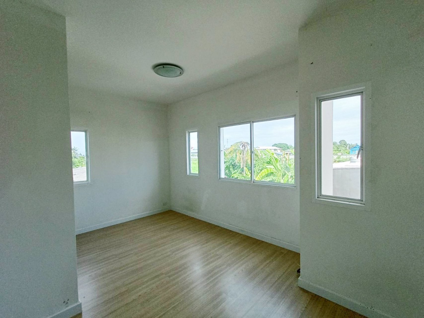 พลีโน่เพชรเกษม81-ทาวน์เฮ้าส์หลังริม-ขายถูกฟรีโอน