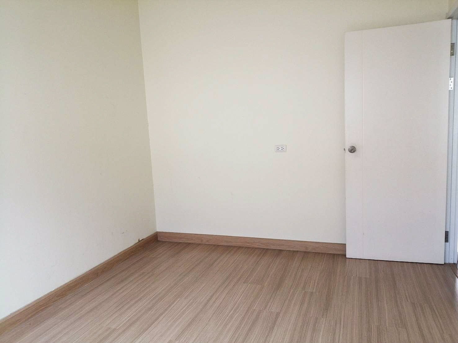 ทาวน์เฮ้าส์กัสโต้พระราม2-ฟรีโอน-ขายถูก-ต่อรองได้