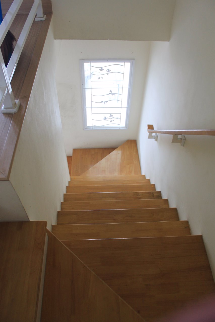 ทาวน์เฮ้าส์กัสโต้พระราม2-ฟรีโอน-ขายถูก-ต่อรองได้