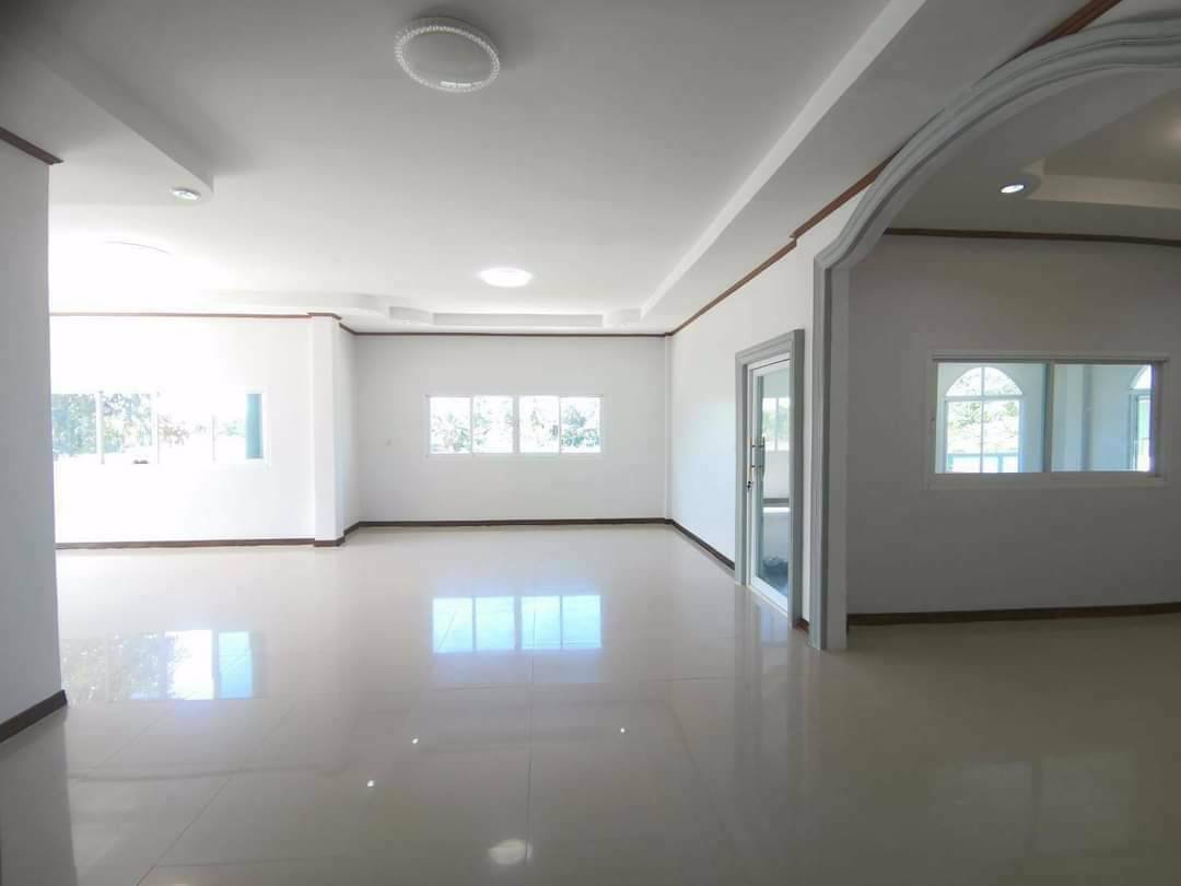 ขายบ้านหรู-600-ตรมพร้อมที่ดิน-พื้นที่-4ไร่-85-ตรว