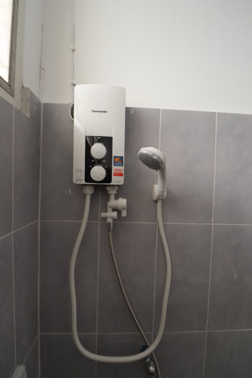 บ้านเดี่ยว-2-ชั้นให้เช่า-ถนนนวมินทร์-ร่มรื่น-สงบ-จอดรถได้-5-คัน