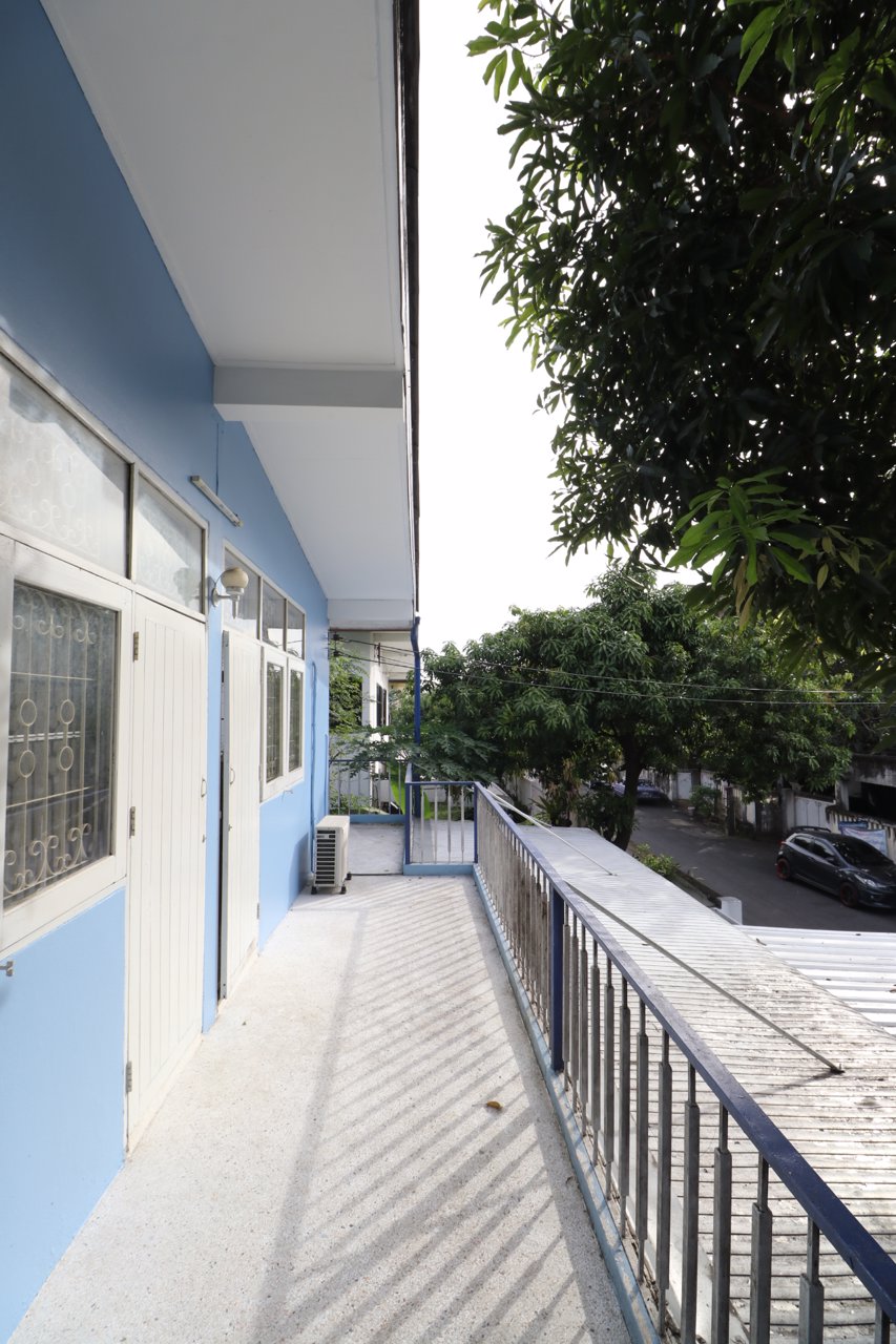 บ้านเดี่ยว-2-ชั้นให้เช่า-ถนนนวมินทร์-ร่มรื่น-สงบ-จอดรถได้-5-คัน