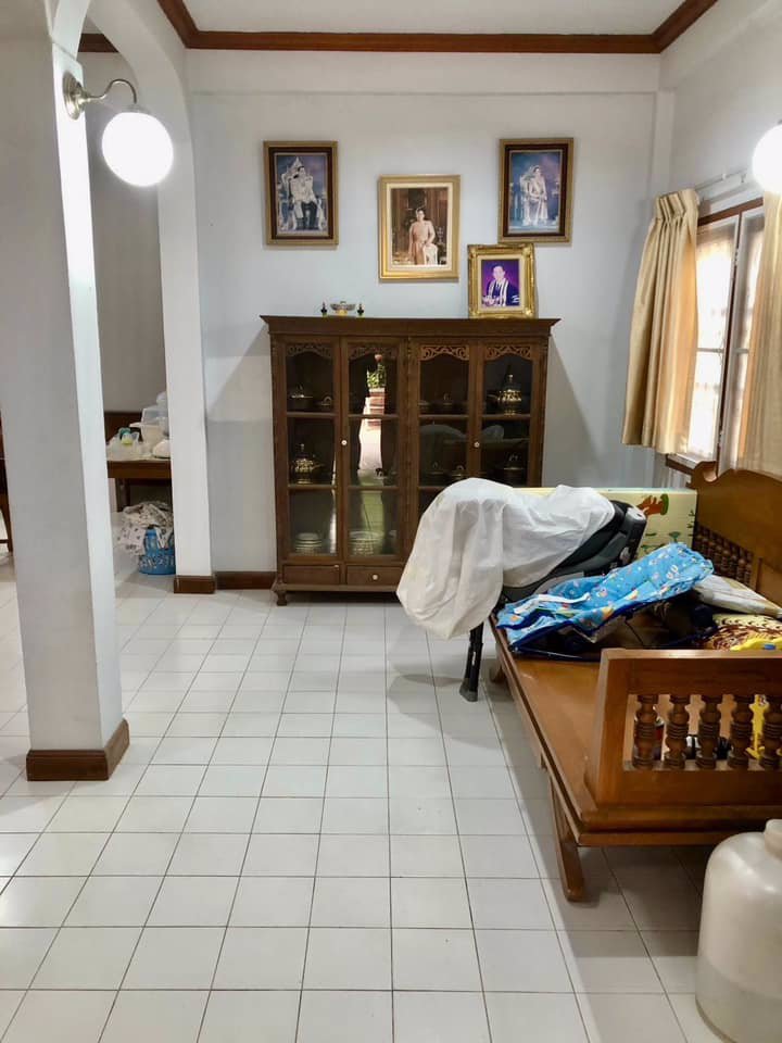 ขายด่วน-บ้านเดี่ยว-พะเยา-เป็นบ้านเดี่ยวหลังใหญ่-บ้านไม้-ปลูกสร้างเอง-ทรงไทยประยุกต์