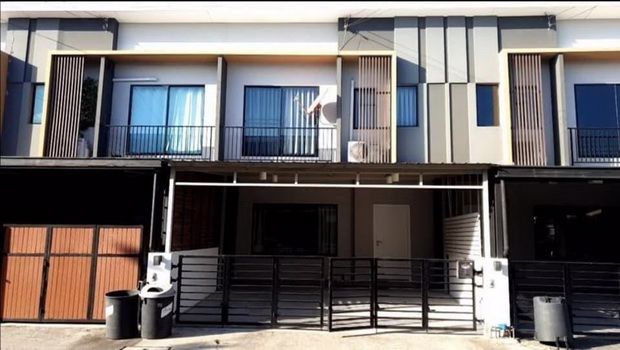 ให้เช่าทาวเฮ้าส์​2​ชั้น-มเดอะคอนเนกพัฒนาการ-44-เนื้อที่-215-ตรว