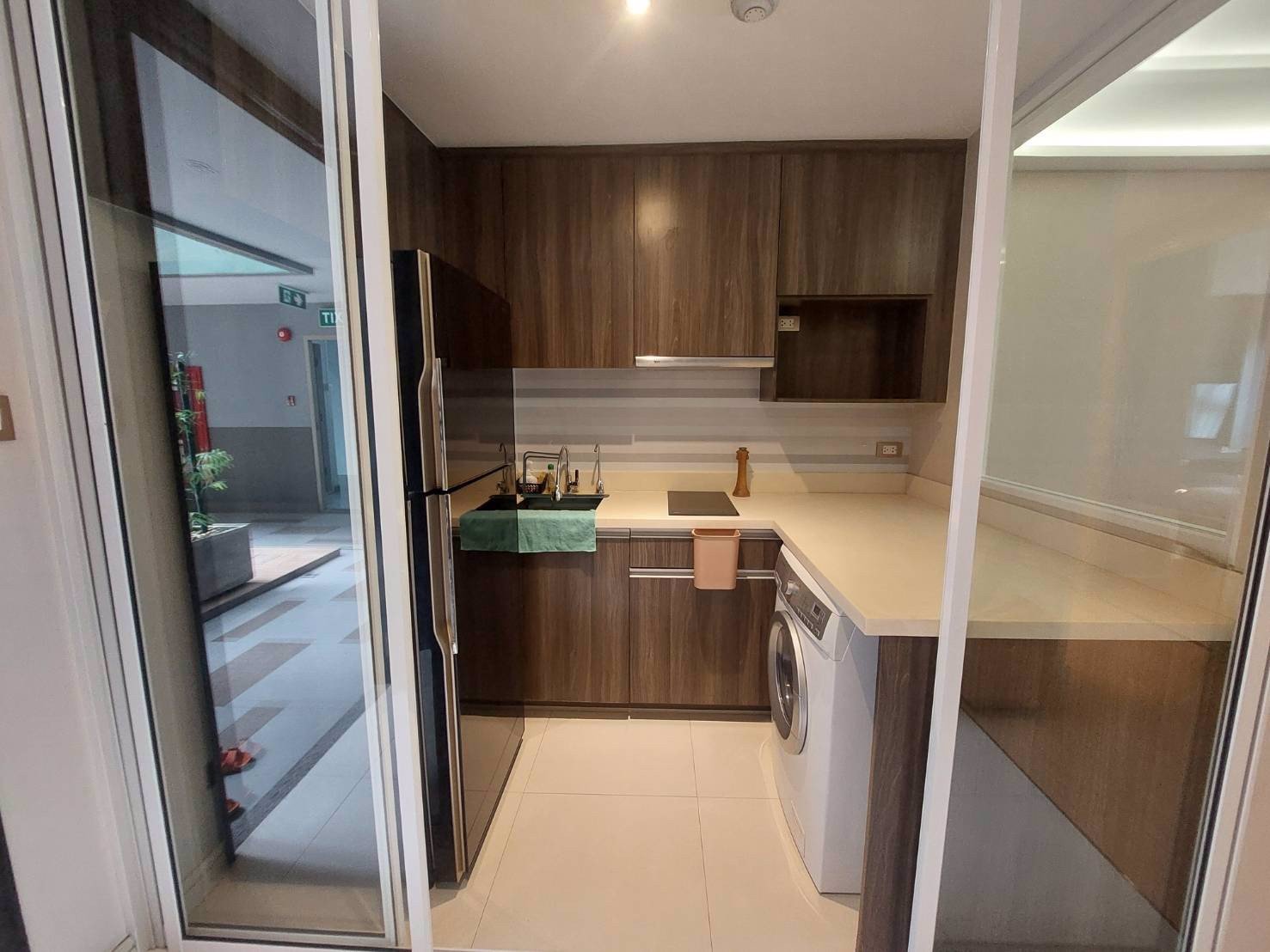 tidy-deluxe-condo-sukhumvit-34