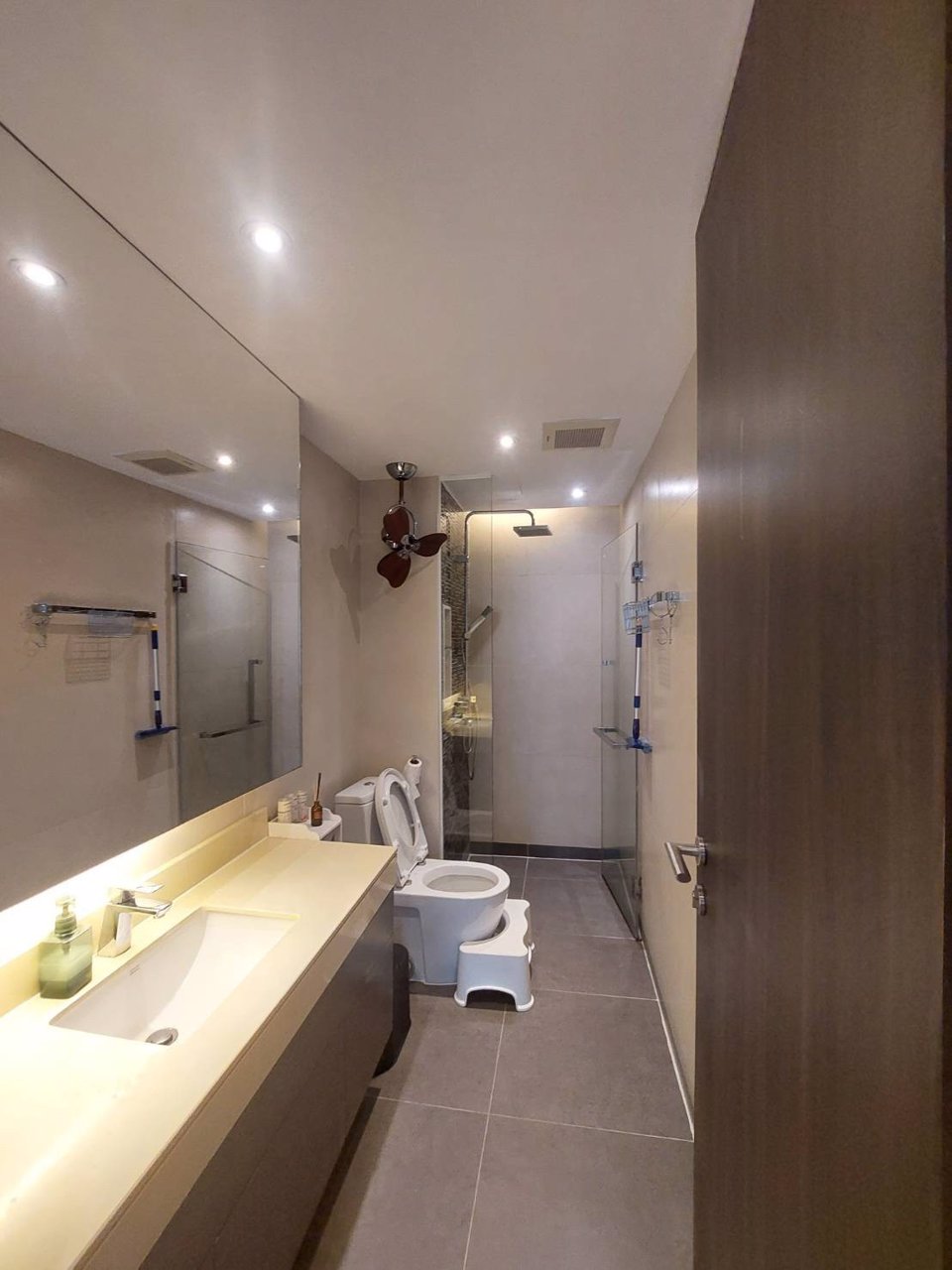 tidy-deluxe-condo-sukhumvit-34