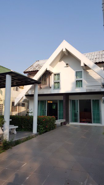 ขายบ้านพักตากอากาศ-ราคาถูก-ในโครงการวังแก้วรีสอร์ท-มีหาดส่วนตัว-บรรยากาศดีร่มรื่น